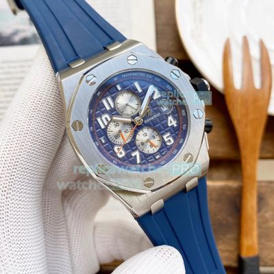 Replica Audemars Piguet Royal Oak Offshore SS Blue Dial Blue Rubber Strap Watch 42MM